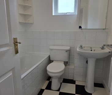 3 Bedroom House To Let - Photo 6