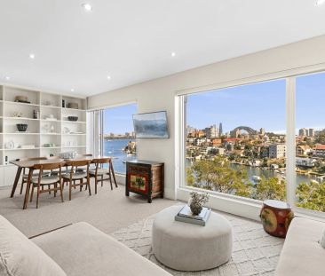 Rare semi-style apartment with private rooftop terrace & iconic Bri... - Photo 1