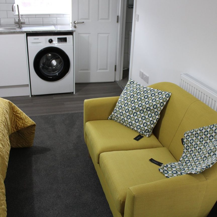 1 bedroom flat to rent - Photo 1