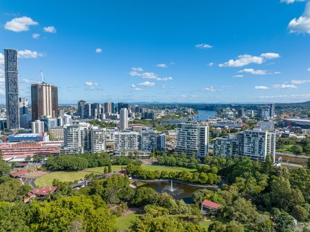 3, Parkland Boulevard, QLD, Brisbane City - Photo 5