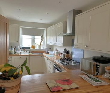 3 bedroom terraced house to rent - Photo 6