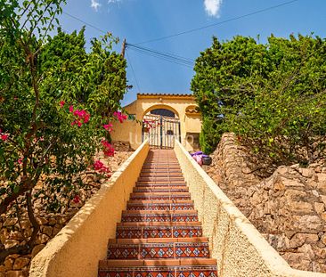 Mediterranean house with sea views in San Chuchim, Altea - Photo 1