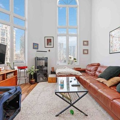 2 Bedroom, 1 Bathroom - Joe Shuster Townhouse - Photo 1