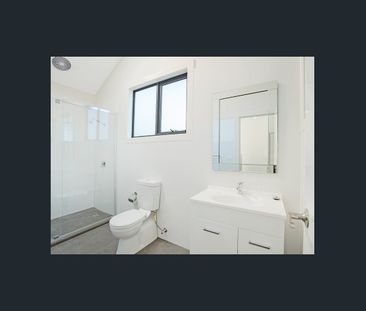 Terrific Two Bedroom Townhouse - Photo 6