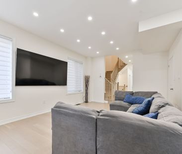 For Lease - 80 Conarty Crescent, Whitby, Ontario - Photo 5