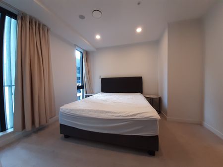 CBD Apartment - Photo 3