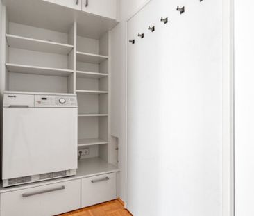 ++NÄHE LKH++ Helle 2-Zimmer-Wohnung (extra Küche) mit Balkon und TG... - Photo 1