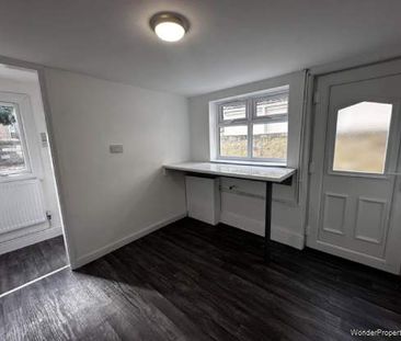 3 bedroom property to rent in Grimsby - Photo 3