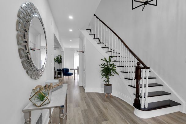 For Lease - 6421 Donway Drive, Mississauga, Ontario - Photo 1