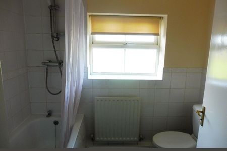 Victoria Road East, LEICESTER - Photo 2