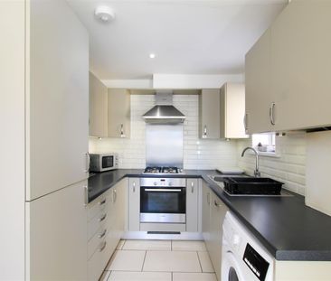 Blinco Grove, Cambridge - Photo 1