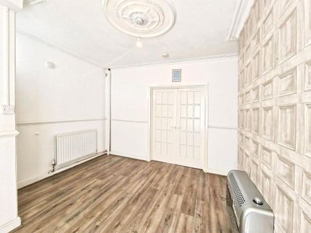 2 bedroom terraced house to rent - Photo 2