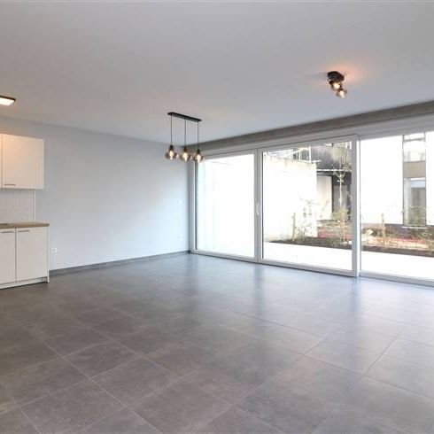 Appartement te huur - Photo 1