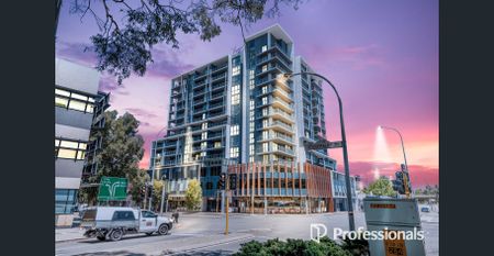 Executive Furnished Apartment with Sweeping Views & Resort-Style Amenities! - Photo 5