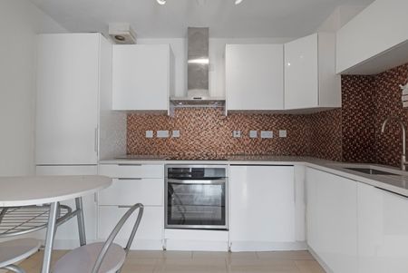 1 Bed Flat, New Caledonian Wharf, SE16 - Photo 5