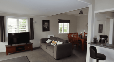Spacious 3-Bedroom Home - Photo 4