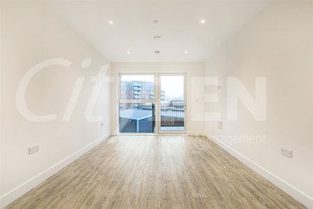 17 Pavana Square, London - Photo 3