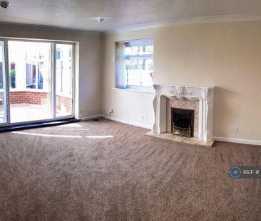 2 bedroom bungalow to rent - Photo 1