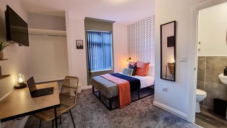 1 bedroom in a house share to rent - Photo 3