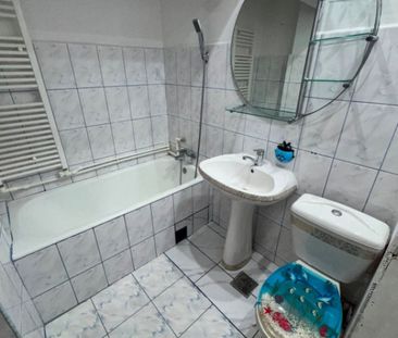 VEST- APARTAMENT 2 CAMERE DECOMANDAT ,CENTRALA GAZ, ETAJ 2 - Fotografie 6