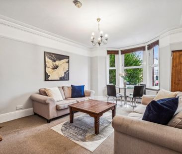 3 bedroom flat to rent - Photo 1