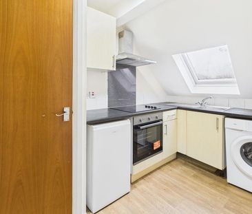 1 bedroom flat to rent - Photo 6