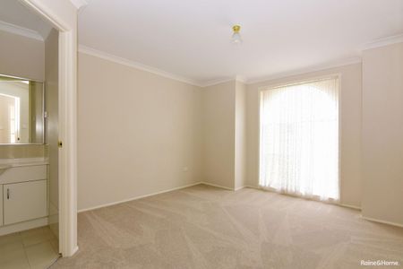 Spacious Family Living on Myall - Photo 3