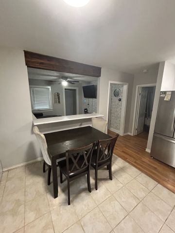 For Lease - 6325 Murray Street Unit# Upper, Niagara Falls, Ontario - Photo 2