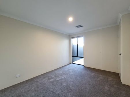 Brand-New Modern Luxury Home for Lease - Photo 5