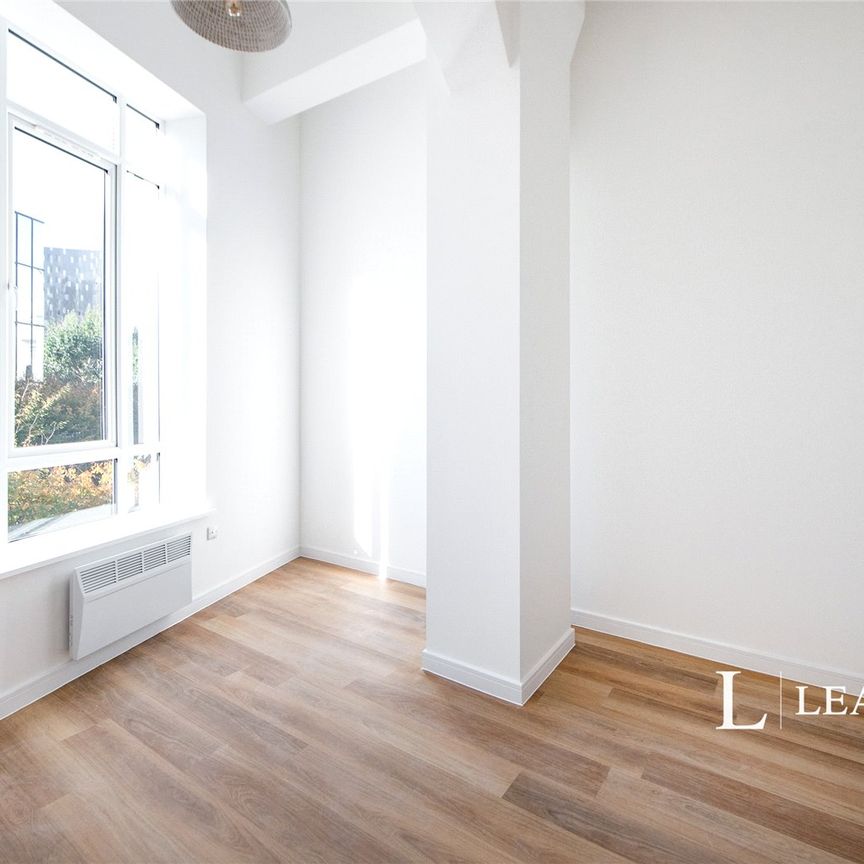 1 bedroom apartment to rent Commercial Road, Portsmouth, Hampshire, PO1 - Photo 1