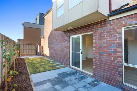 3/12 Centennial Avenue, Brunswick West VIC 3055 - Photo 5