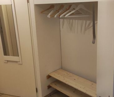 MAISON DE 4 PIÈCES À OBERGLATT (ZH), MEUBLÉE, TEMPORAIRE - Photo 2