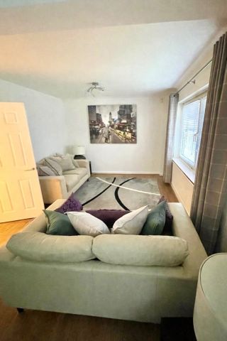 2 Bed Flat, Woodville Court, LS8 - Photo 2