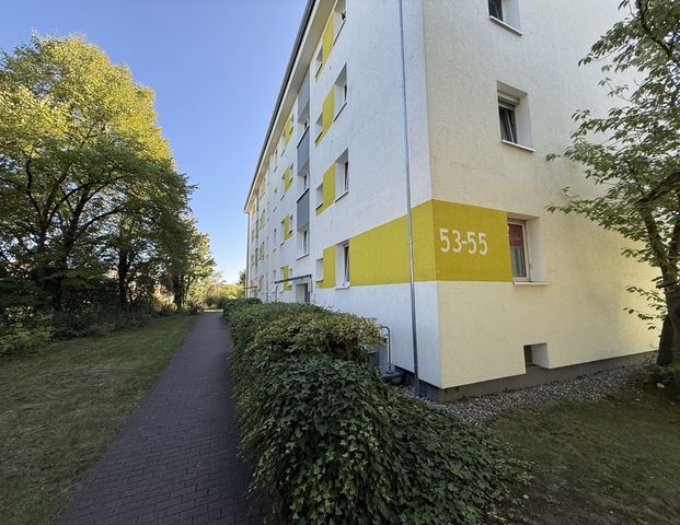 Tolle 3 Zi.-Wohnung mit Balkon und EBK für Kurzzeitvermietung bis max. 01.10.2025 zu vermieten! - Foto 1