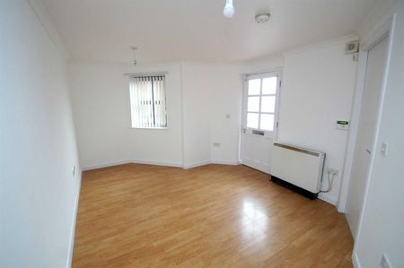 Clock Tower Lofts, 178 Selby Road, Leeds - Photo 3