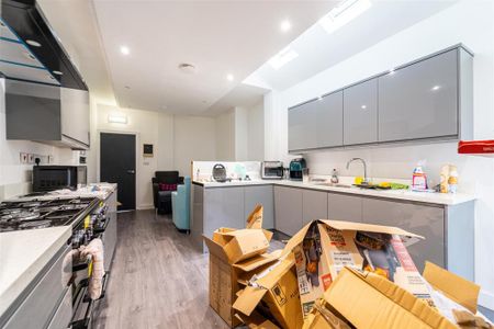 5 bedroom house to rent - Photo 2