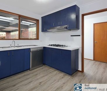 8 Angus Court, Pakenham - Photo 6