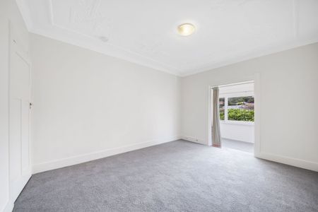 Renovated 2 bedroom 100 meters from the beach - Photo 4