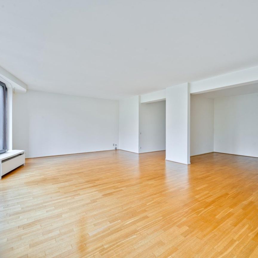 Jardin du Roi : Bel appartement de +/- 215 m² - 3 ch & 3 sdb - Foto 1