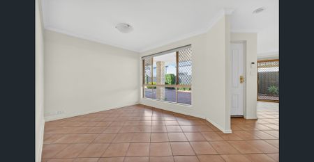 Light & Leafy Villa Bedford - Photo 2