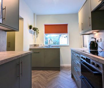 1 bedroom in a house share to rent - Photo 6