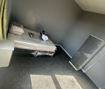 Room in a Shared House, Stratford Road, B11 - Photo 5