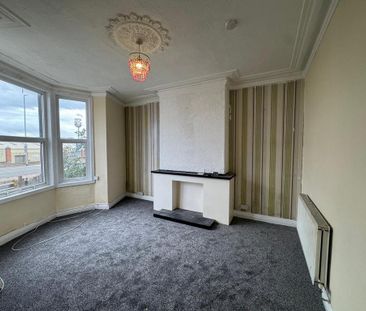4 bedroom terraced house to rent - Photo 2