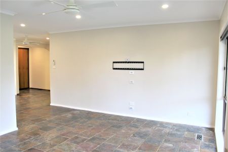 RENOVATED COSY HOME ON LARGE BLOCK - Photo 5