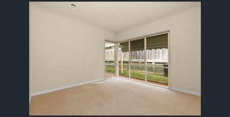 24 Hutchinson Drive, Kew - Photo 5