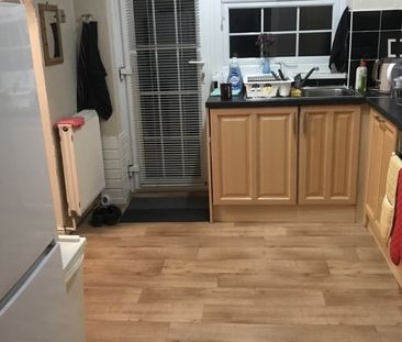 Room in 2-bedroom flat for rent in Finglas South, Dublin - Photo 6