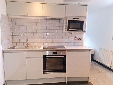 1 bedroom apartment to rent - Photo 2