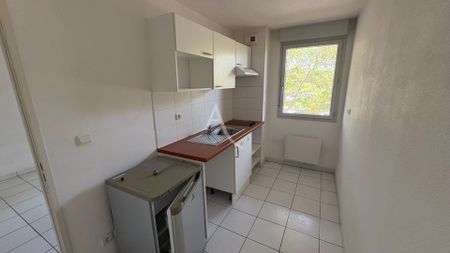 Location Appartement 2 pièces 46m² - Photo 2