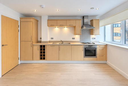 2 bedroom apartment to rent - Photo 4