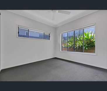 1/8 Jane Street, Palmwoods, Qld 4555 - Photo 5